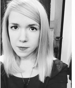 Meet your Posher, Casi